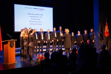 Slavnostna podelitev listin o napredovanju v čine gasilski častnik, višji gasilski častnik in visoki gasilski častnik (1)